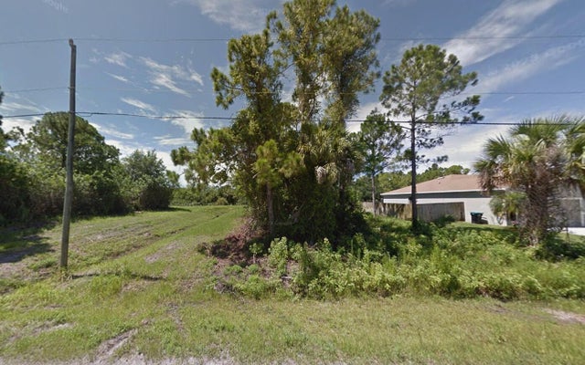 1 of 5 - 1174 Westunder Street Se, Palm Bay, FL