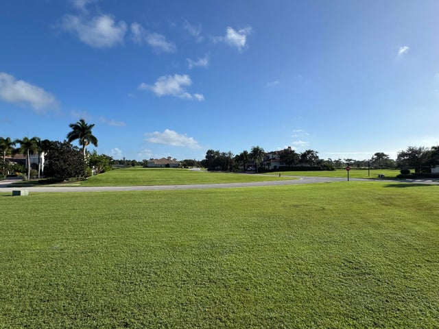 4 of 8 - 102 Se Santa Lucia, Port Saint Lucie, FL