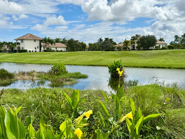 1 of 10 - 137 Se Mira Lavella, Port Saint Lucie, FL