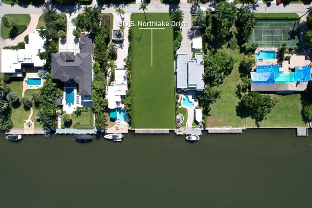 3 of 13 - 1010 S Northlake Drive, Hollywood, FL