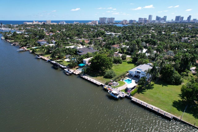 5 of 13 - 1010 S Northlake Drive, Hollywood, FL