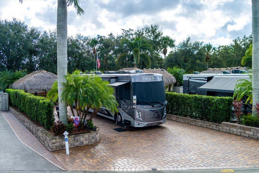 185 Nw Hazard Way, Saint Lucie West