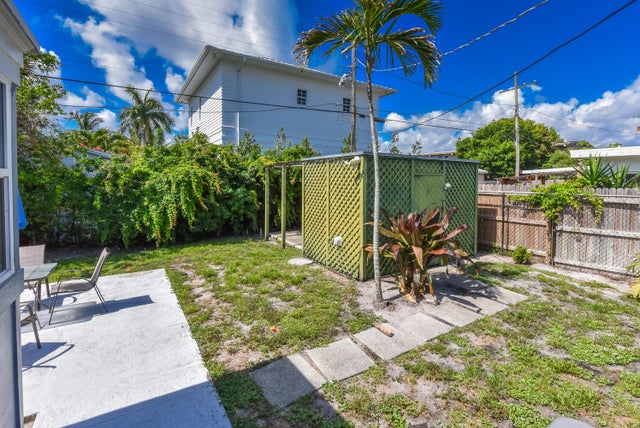 3 of 8 - 340 Russlyn Drive, West Palm Beach, FL