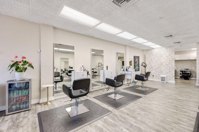 5 of 18 - 1731 Ponce De Leon Boulevard, Coral Gables, FL
