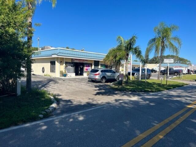 Photo of 1535 Cypress Dr, Jupiter FL