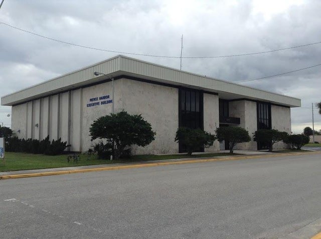3 of 72 - 300 S 6th St, Fort Pierce, FL