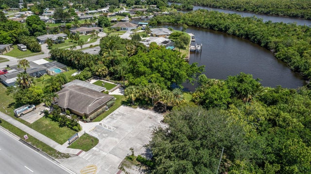 2 of 32 - 738 E Prima Vista Blvd, Port Saint Lucie, FL