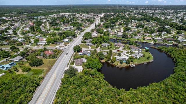 5 of 32 - 738 E Prima Vista Blvd, Port Saint Lucie, FL