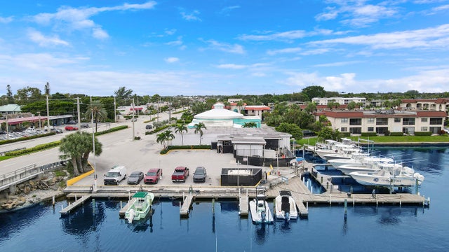 3 of 14 - 631 Northlake Boulevard, North Palm Beach, FL