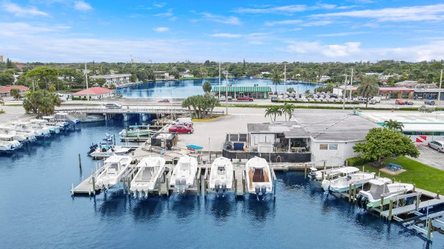 4 of 14 - 631 Northlake Boulevard, North Palm Beach, FL