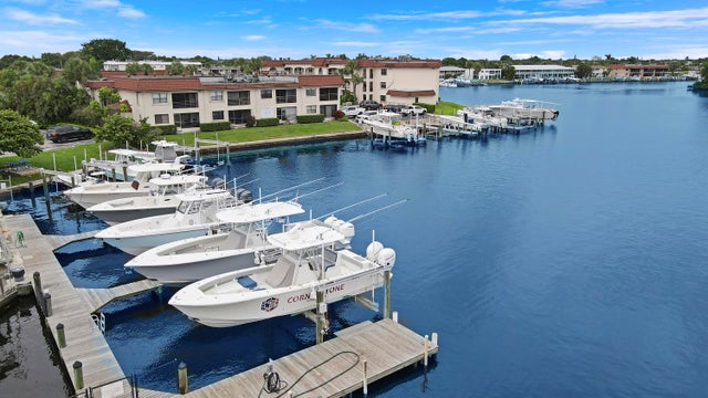 5 of 14 - 631 Northlake Boulevard, North Palm Beach, FL