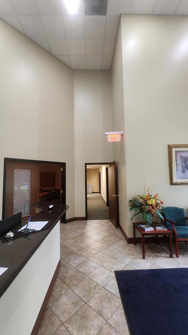 4 of 24 - 3030 N 25th St, Fort Pierce, FL