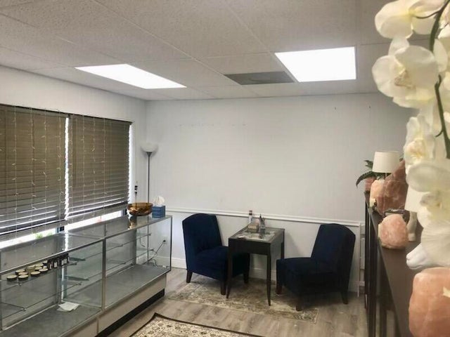 5 of 9 - 341 W Indiantown Road, Jupiter, FL
