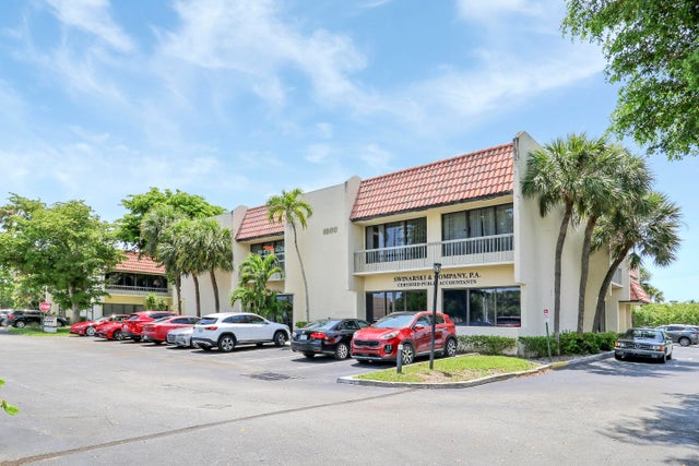 4 of 20 - 1850 Forest Hill Boulevard, West Palm Beach, FL