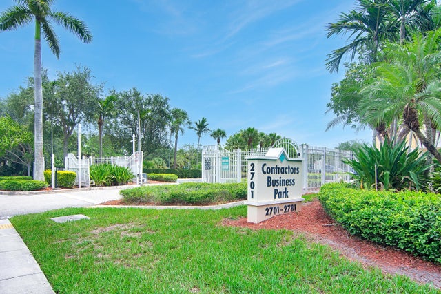 2 of 32 - 2771 Vista Parkway #8, West Palm Beach, FL