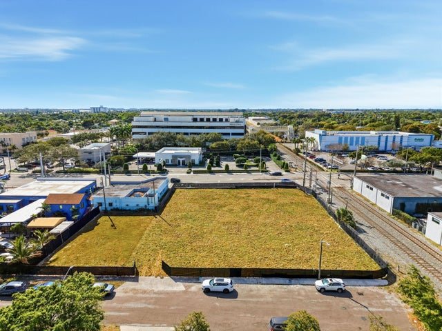 428 Avon Road, West Palm Beach