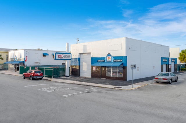1 of 11 - 101 Sw Ocean Boulevard, Stuart, FL