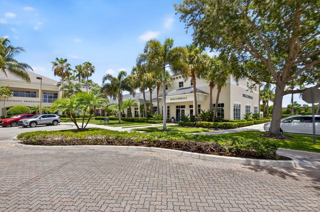 Photo of 3307 Northlake Blvd #103, Palm Beach Gardens FL