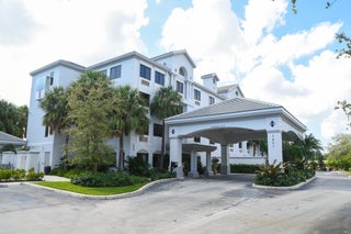 Photo of Listing #RX-11114517