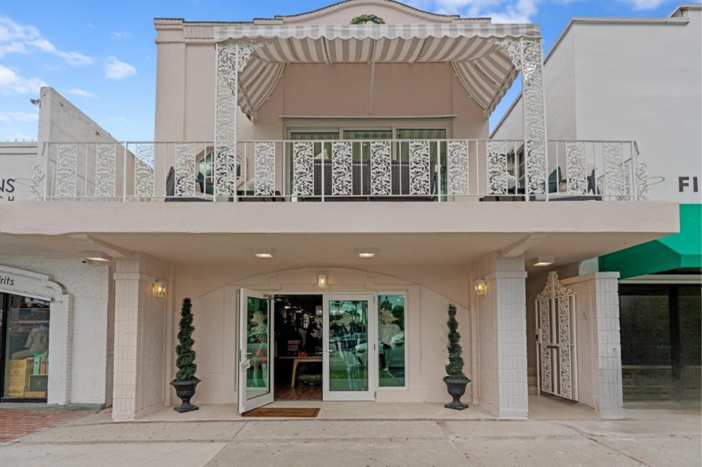 255 Royal Poinciana Way, Palm Beach