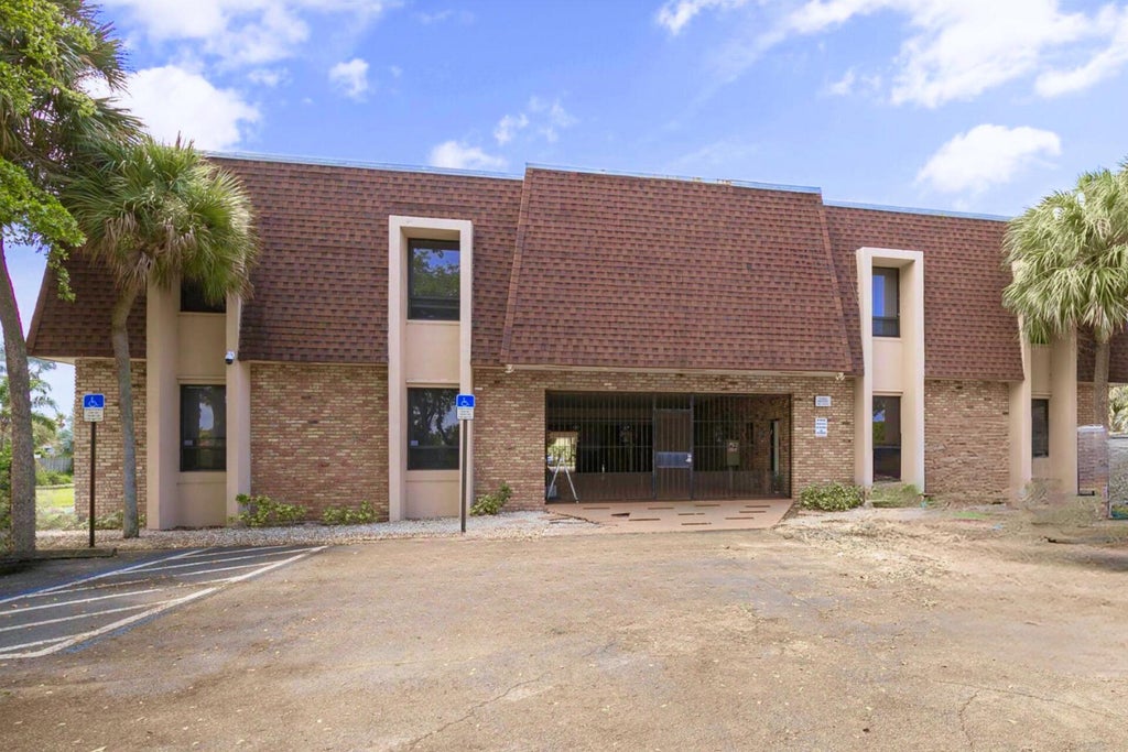 3003 S Congress Avenue #1f, Palm Springs