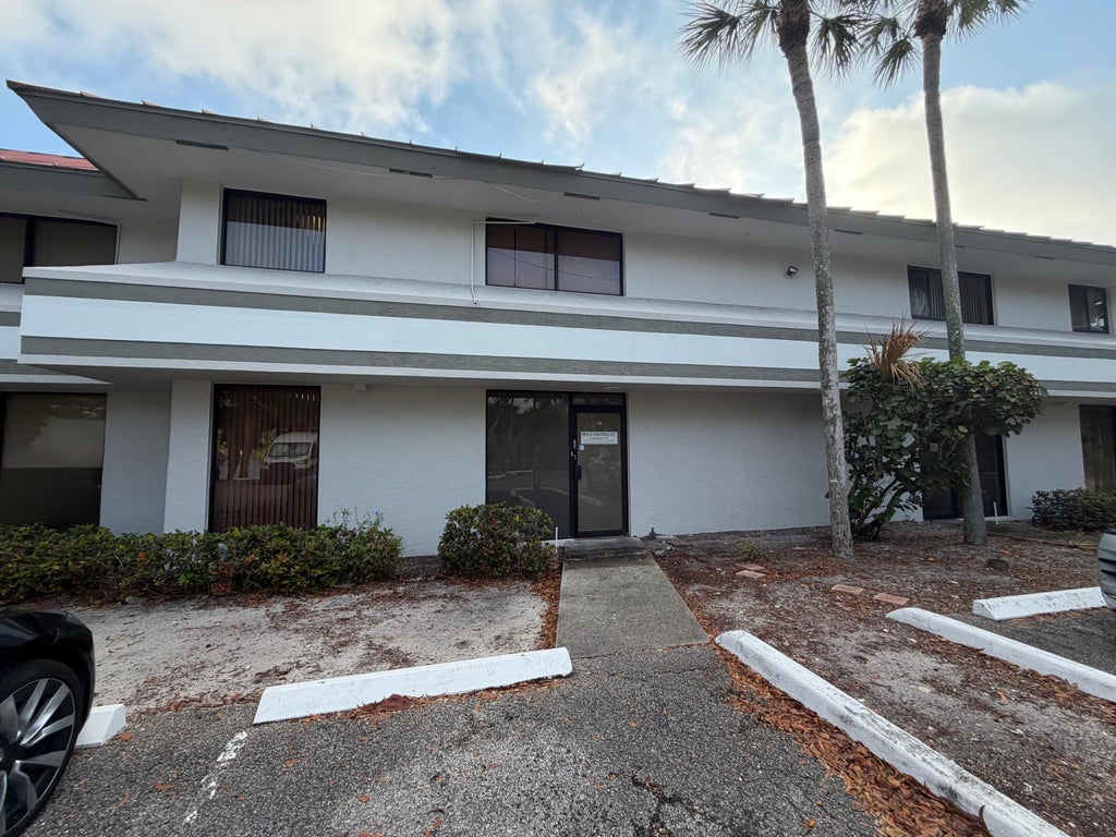 6401 E Rogers Circle #16, Boca Raton