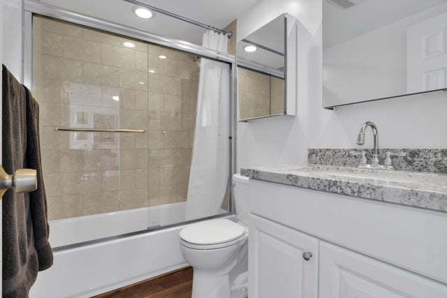 4 of 16 - 720 Orton Av #701, Fort Lauderdale, FL