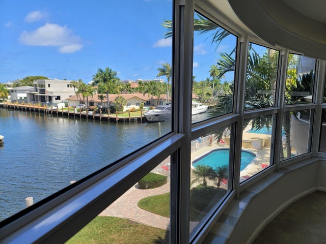 4 of 30 - 3031 Ne 51st St #305w, Fort Lauderdale, FL