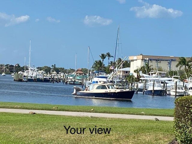 1 of 28 - 4726 Se Capstan Av #3, Stuart, FL