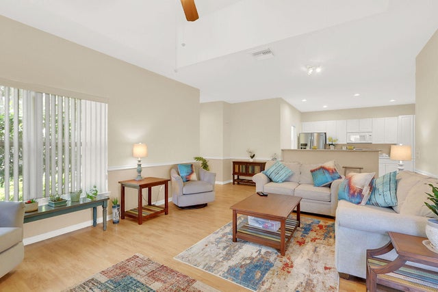 5 of 30 - 1858 Pelican Dr #2, Fort Pierce, FL