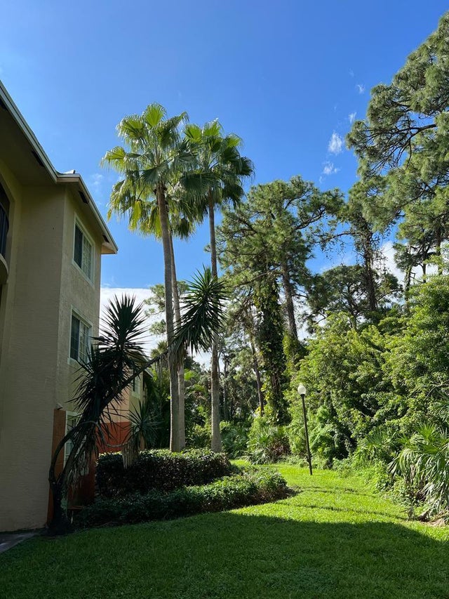 3 of 29 - 4171 N Haverhill Road W #1011, West Palm Beach, FL