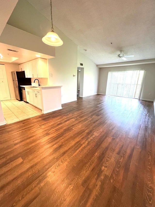 4 of 29 - 4171 N Haverhill Road W #1011, West Palm Beach, FL