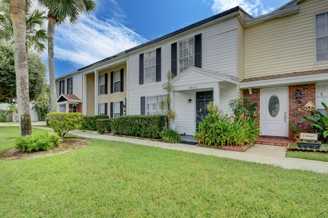 2 of 39 - 11862 Brier Patch Ct, Wellington, FL