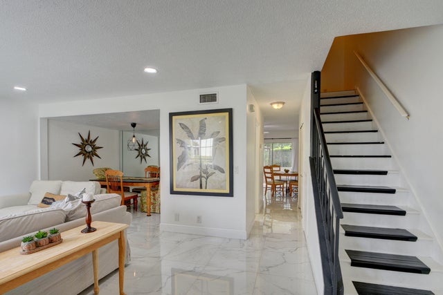 5 of 39 - 11862 Brier Patch Ct, Wellington, FL