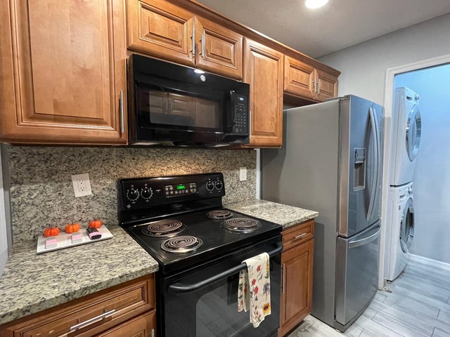 2 of 20 - 11881 Sturbridge Ln Lane, Wellington, FL