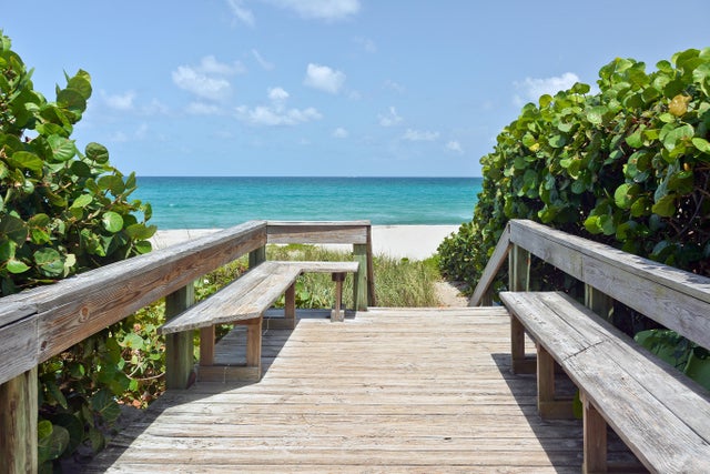 4 of 75 - 50 Celestial Wy #8e, Juno Beach, FL