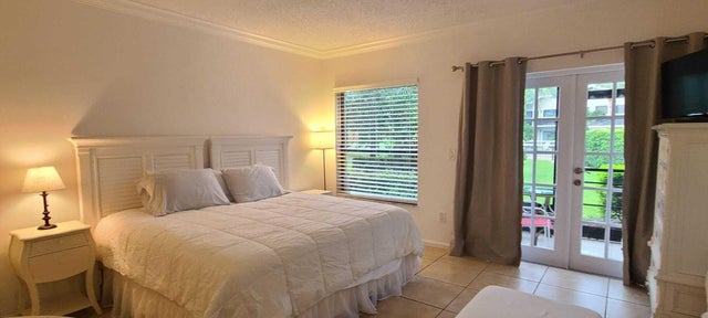 4 of 19 - 11863 Wimbledon Circle #403, Wellington, FL