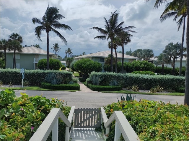 3 of 24 - 5500 Old Ocean Blvd #210, Ocean Ridge, FL