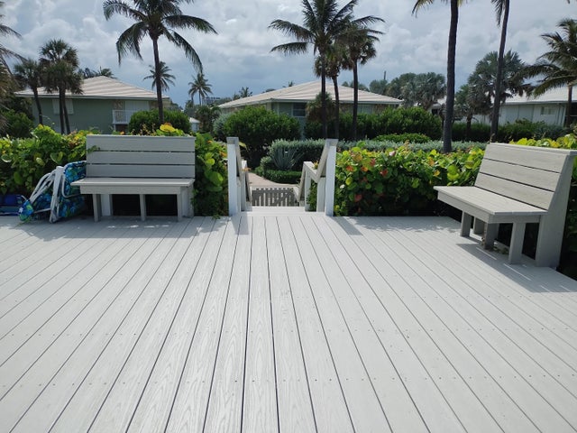 4 of 24 - 5500 Old Ocean Blvd #210, Ocean Ridge, FL