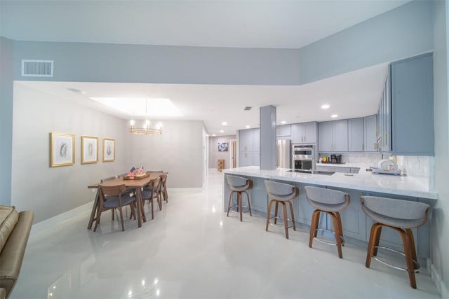 5 of 17 - 3880 N Highway A1a #ph1, Hutchinson Island, FL