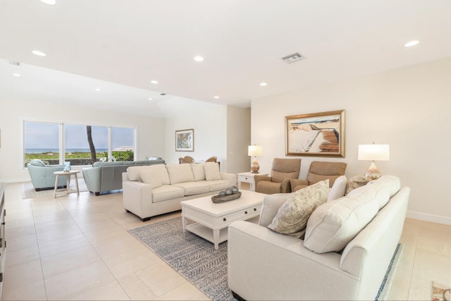 4 of 29 - 1426 N Ocean Blvd, Palm Beach, FL