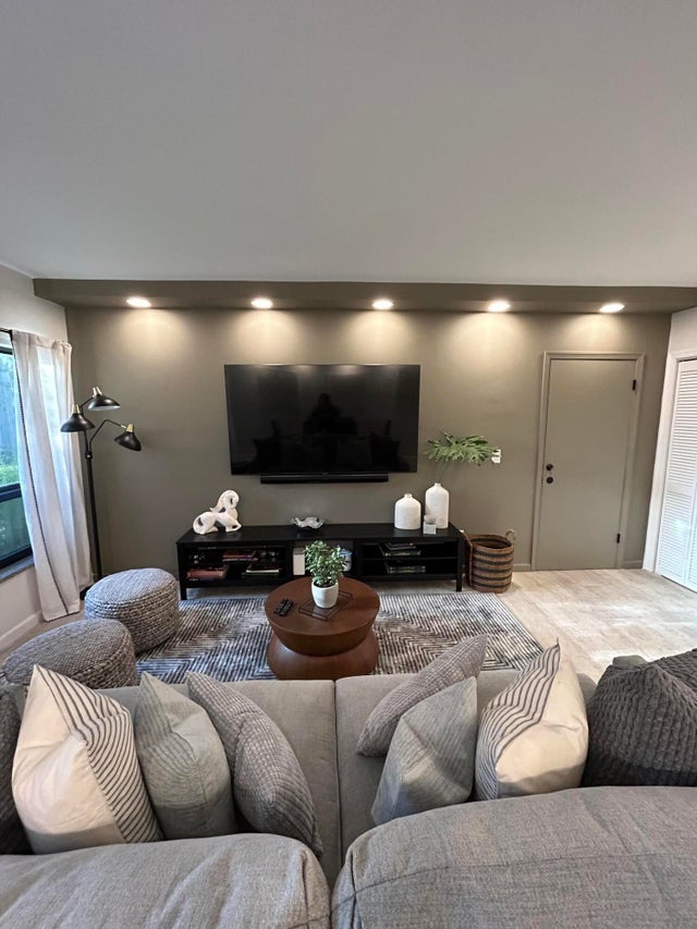 5 of 19 - 13334 Polo Club Road #202, Wellington, FL
