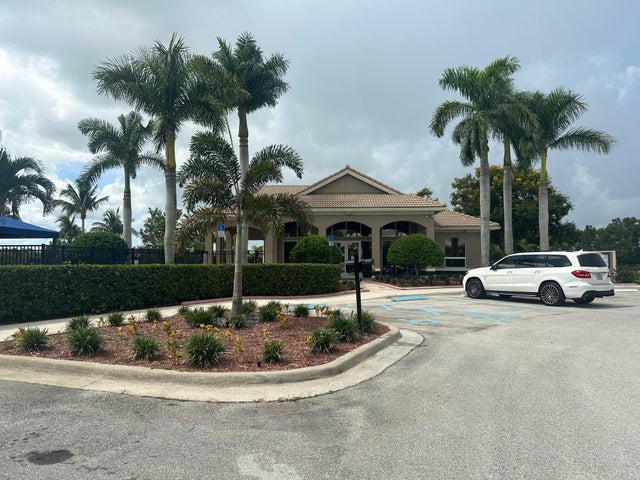 3 of 22 - 2894 Cedar Dunes Dr, Port Saint Lucie, FL