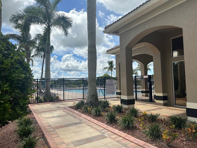 4 of 22 - 2894 Cedar Dunes Dr, Port Saint Lucie, FL