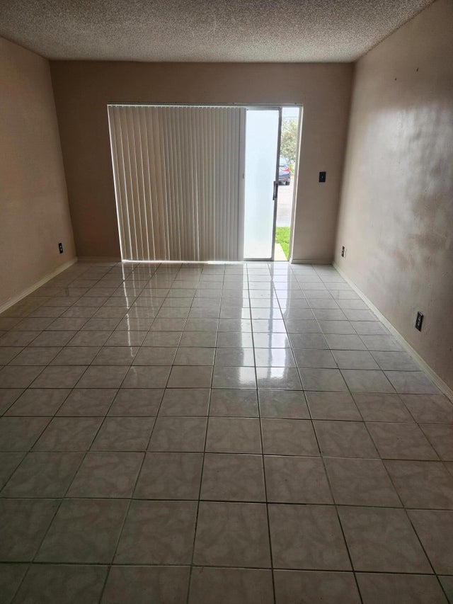 3 of 6 - 3272 Coral Ridge Dr #3272, Coral Springs, FL