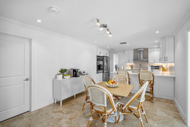 3 of 21 - 820 Palm Trl, Delray Beach, FL