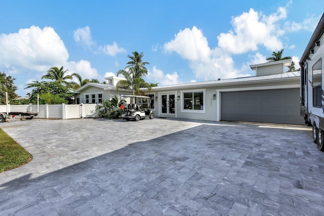 2 of 36 - 3902 Se Coquina Dr, Stuart, FL