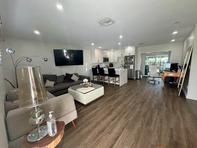 2 of 14 - 5027 Michigan Av. #16b, West Palm Beach, FL
