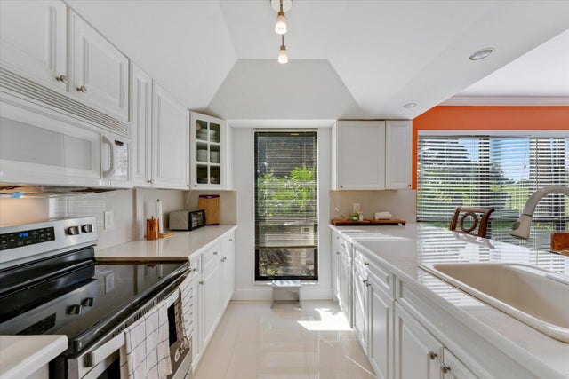 5 of 25 - 418 Brackenwood Lane S, Palm Beach Gardens, FL