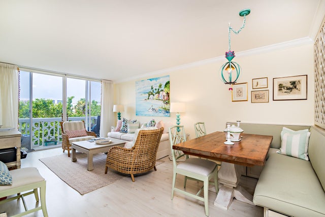 1 of 21 - 227 Brazilian Av #3i, Palm Beach, FL